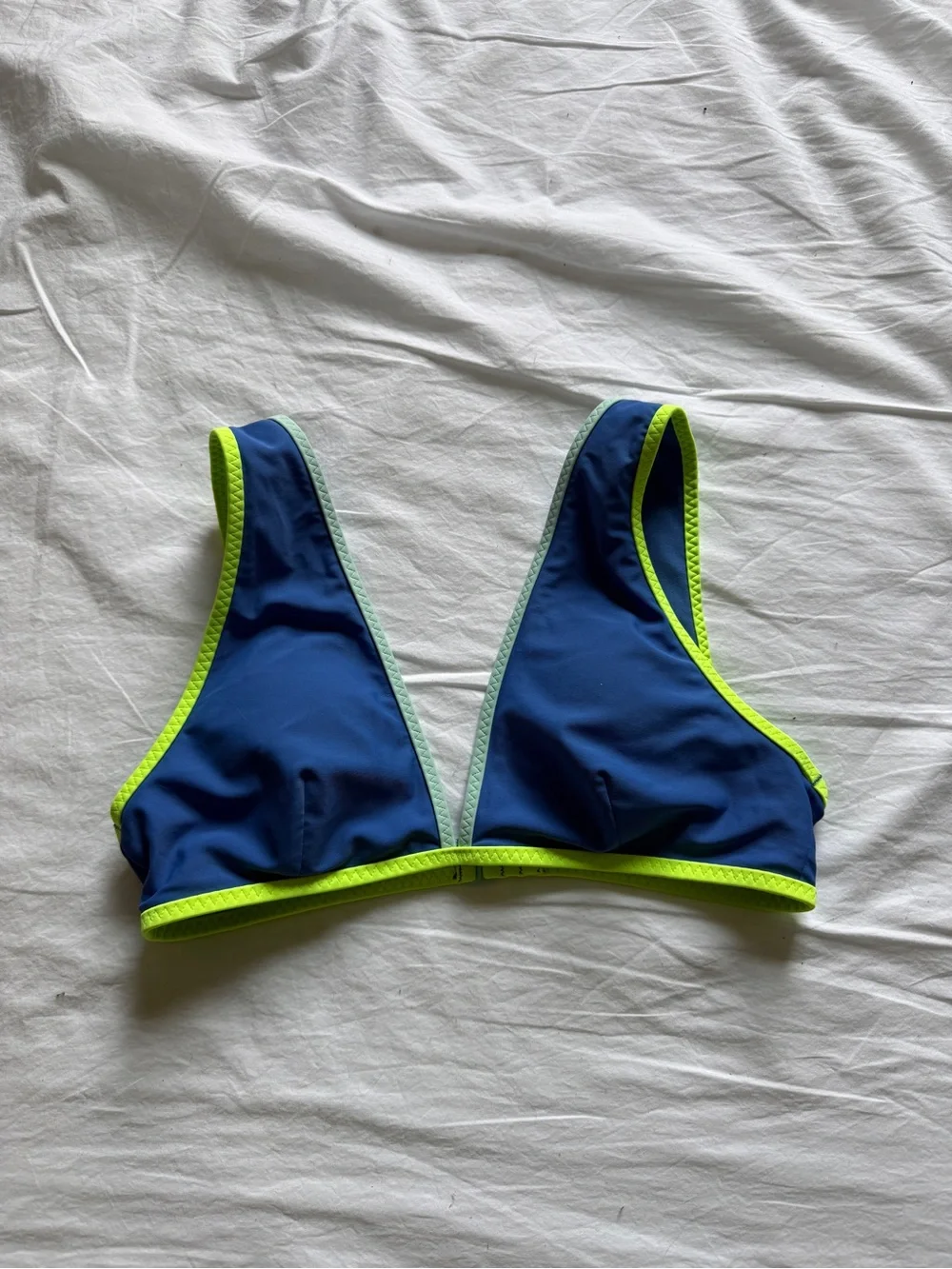 Aerie Scoop Bikini Top - Picture 1 of 3